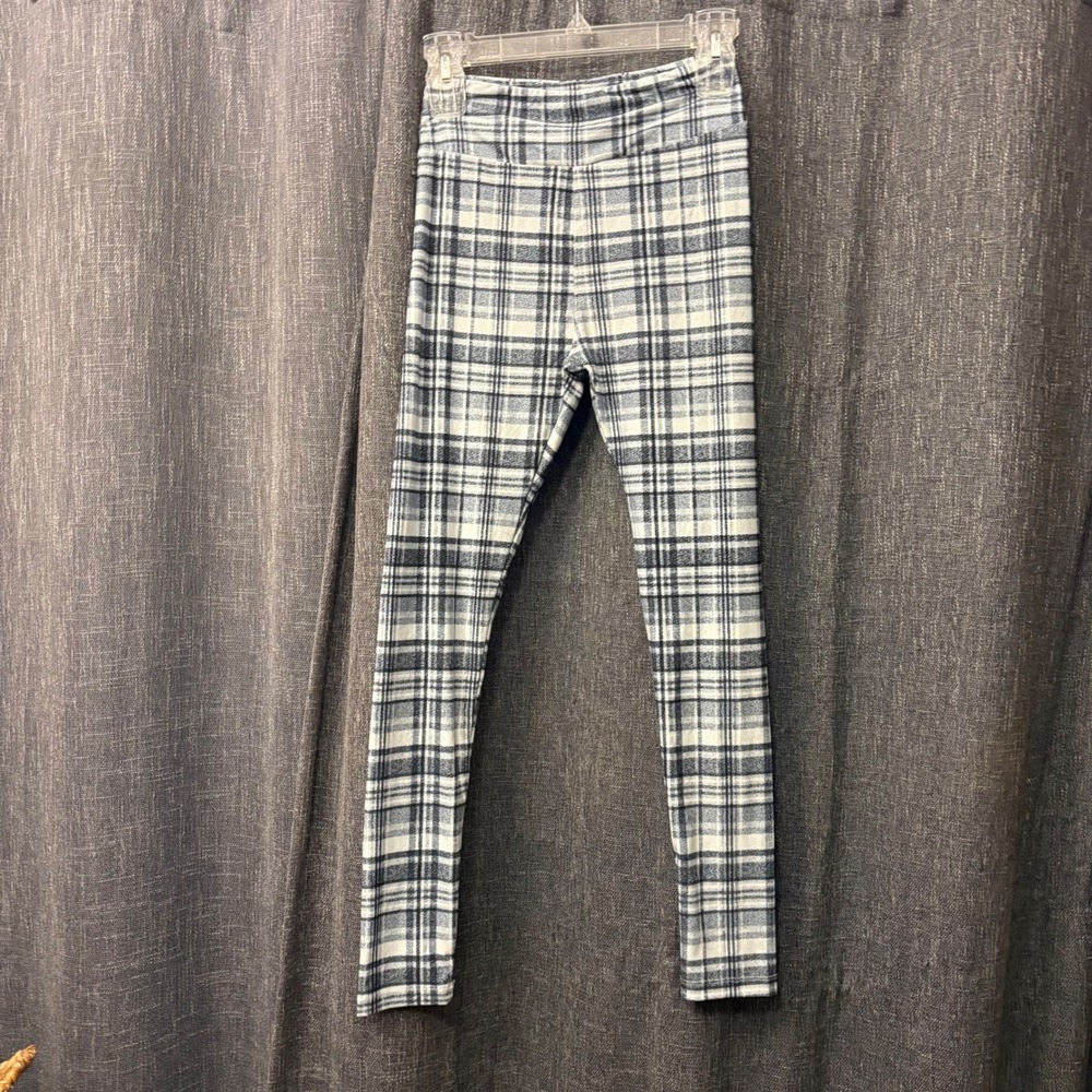 LuLaRoe Plaid Leggings Gray White Plaid One Size Stretch Buttery Soft (One Size)